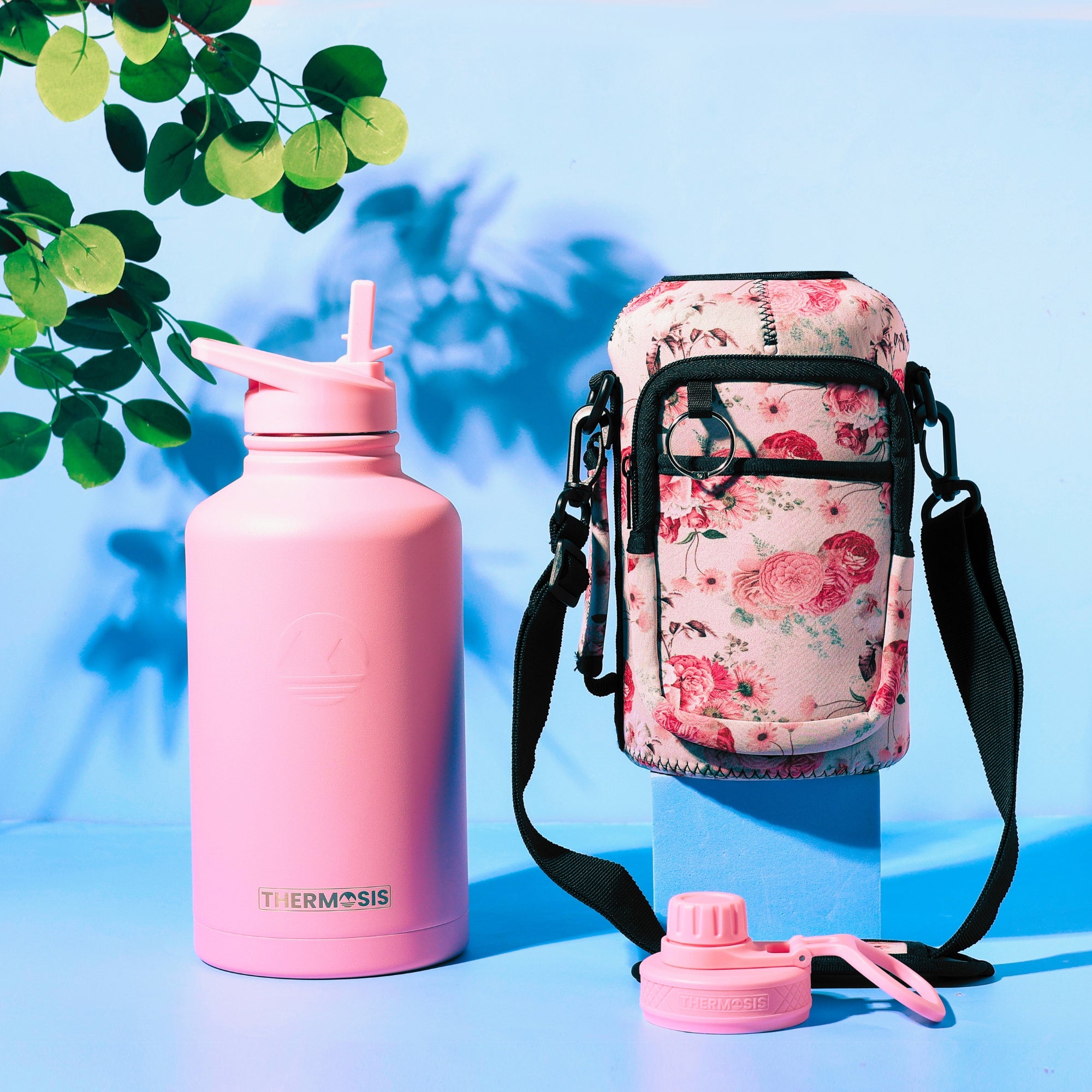 THERMOSIS 64 Oz Insulated Water Bottles With Straw, Half Gallon Water  Bottle Thermos With Wide Mouth Opening and 2 Lids With Handle. Great 1/2  Gallon